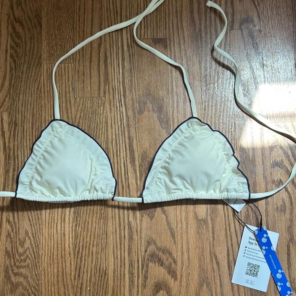 Cider Women's White and Cream Bikini-and-tankini-tops